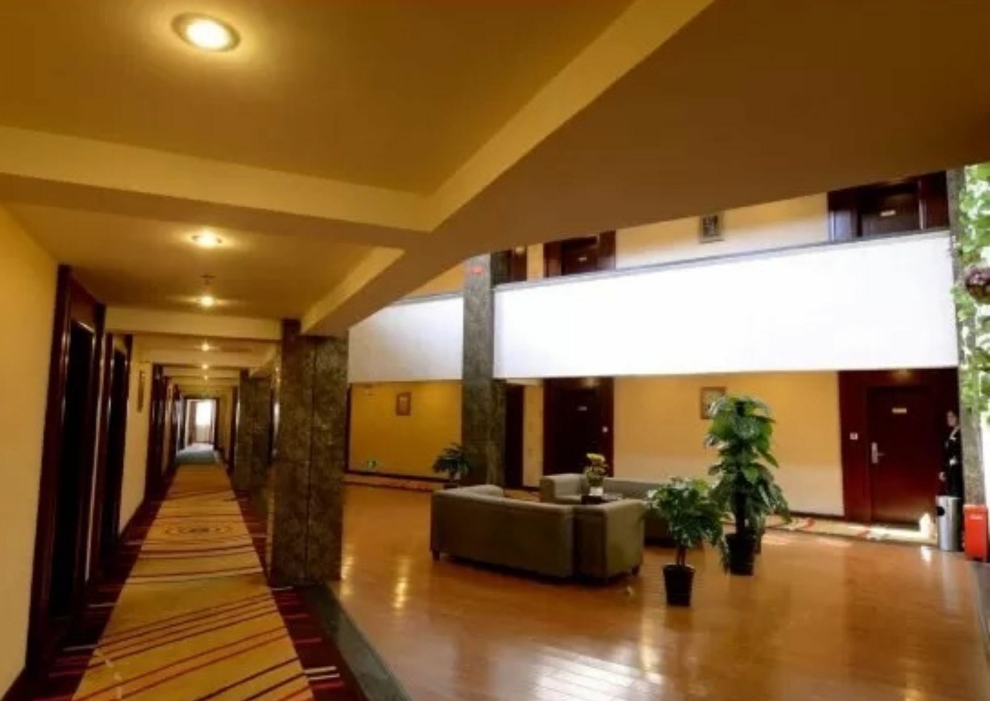 Kaiserdom Hotel Changsha Railway Station Exterior foto